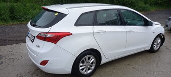 HYUNDAI i30 KOMBI 1,6i+LPG,r.v.2015,KLIMA,DOHODA - 4