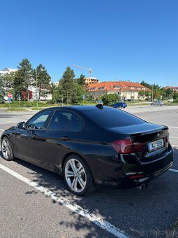 BMW F30 330i 185kw manuál - 4