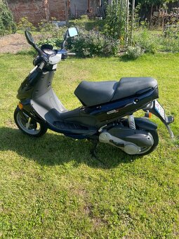aprilia sr 125 - 4