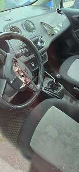 Seat ibiza st 2012 - 4