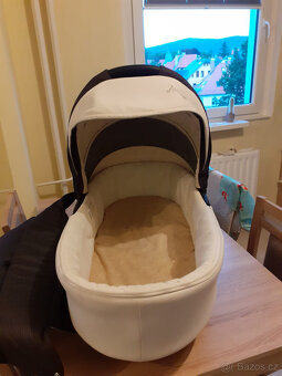 Kočárek Camarelo Alicante - 4