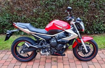 Yamaha XJ6 ABS (2011) - 4