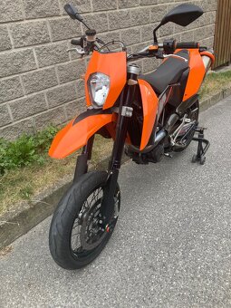 KTM 690 smc stavba R - 4
