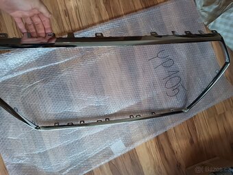 Rámeček masky AUDI A4 B9 2015-19R - 4