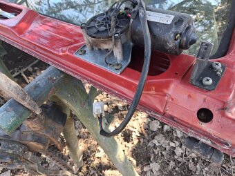 Okenný ram suzuki samurai cabrio - 4