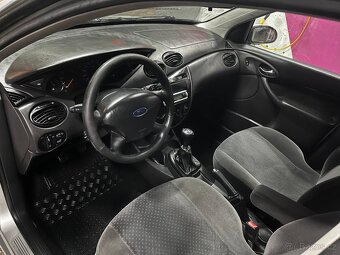 2002 Ford focus - 4