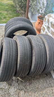 Pneu 195/60 R18 - 4