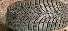 Zimní pneu 195/50 /R15 na litých kolech Dezent z Ford Fiesta - 4