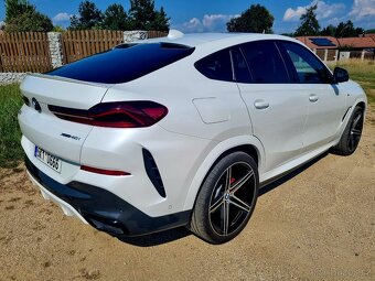 BMW X6 M paket 4.0i 4x4 r.v.2022 Full vybava - 4