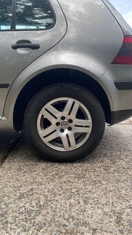Vw golf 4 1.6 fsi 81kw - 4