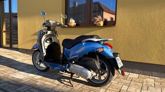 Kymco People 250 - 4
