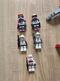 Lego Star Wars figs a sety - 4