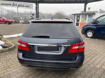 Mercedes-Benz Třídy E 3.0 CDI 350 Blue Efficiency - 4