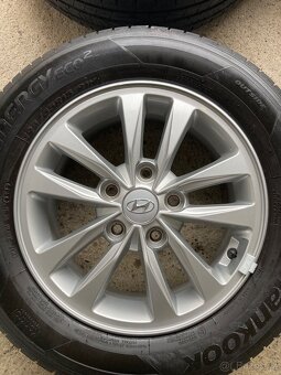 Alu Hyundai i30,letni 195/65 15 velmi pěkné - 4
