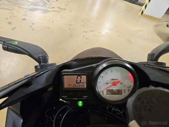 Yamaha R6 2002 - 4