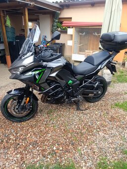 Kawasaki Versys 1100S - 4