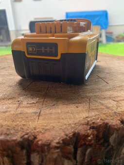 AKU baterie Dewalt - 4