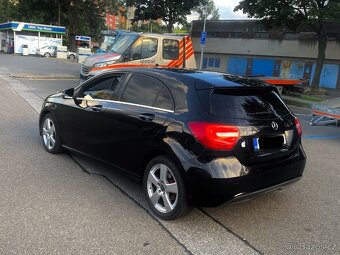 Mercedes A - 4