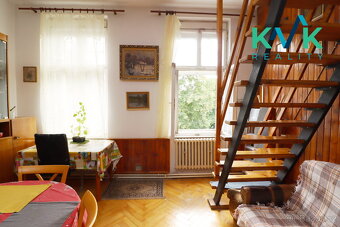 Prodej bytu 3+1, 94 m², mezonet, 2x mansarda, OV, Karlovy Va - 4