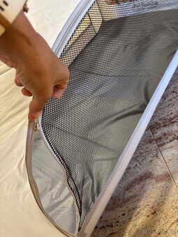 NOVÁ Cestovní postýlka+matrace+zdarma lůžkoviny - 4