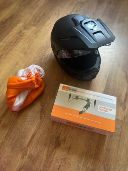 Vyklápěcí přilba schuberth E1 černá metná - 4