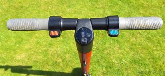 Elektrokolobežka Segway eXS KickScooter 300W - 4