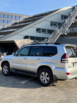 Toyota Land Cruiser 120 3.0D-4D - 4