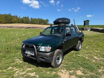 Toyota Hilux 2.5 D4D - 4