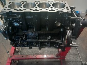 Motor Hyundai 2.2crdi D4EB - 4