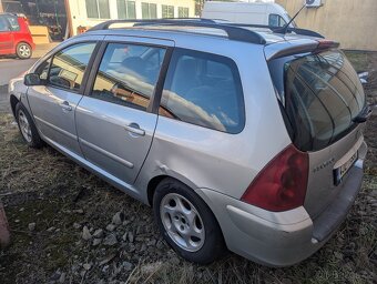 Peugeot 307 - 4
