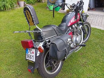 Honda CM 400 T - 4