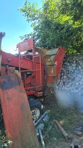 Jednořádkový Kombajn na brambory GRIMME - 4