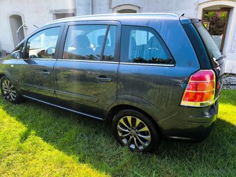 ZAFIRA B 1,9 TDCI - 4