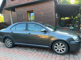 TOYOTA AVENSIS 1,8 BENZÍN 2007 SEDAN-REZERVACE - 4