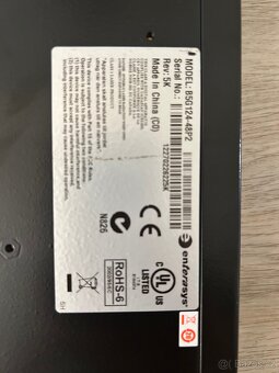 Prodám Switch poe 48 portu stohovatelný. - 4