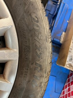 205/55R16 - 4
