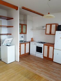 Pronájem, byt 1+1, 33 m, Růžová 3090/21, Most, Česko - 4