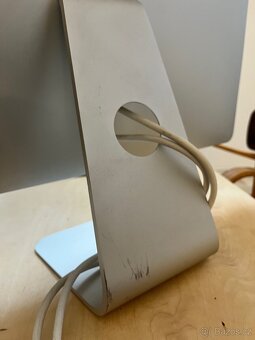 Apple Cinema Display 24" - 4