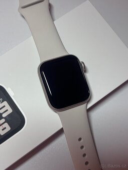 Apple watch SE 2024 40mm - 96% baterie, pěkný stav - 4