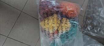 Lahvičky PET Fresh hranaté transparentní + víčka - 4