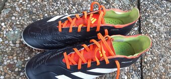 kopacky Adidas Predator 42 - 4
