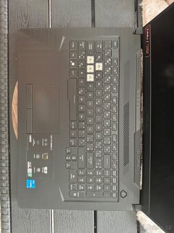 Velký herní notebook Asus TUF Gaming - 4