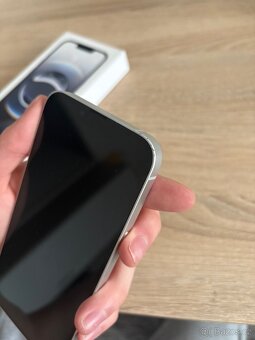 iPhone 16e 128gb - 4