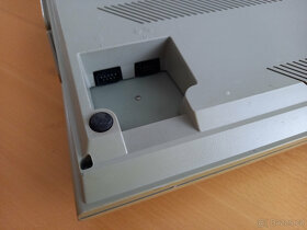 ATARI 1040 ST - model 1040 STF - 4