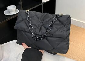 Krásná černá kabelka - 4