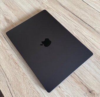 Macbook pro 14 m4 16GB RAM/ 512SSD - 4