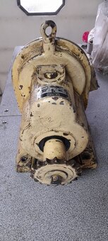 Motor s převodovkou - 4