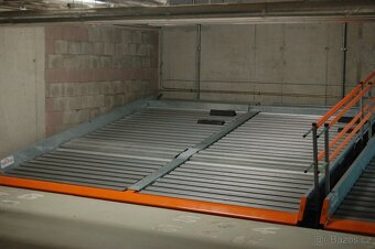 Pronajmu garážové stání Praha 5 - parklift Kavalírka Košíře - 4