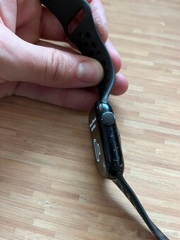 Apple Watch series 7 Nike edition - 4