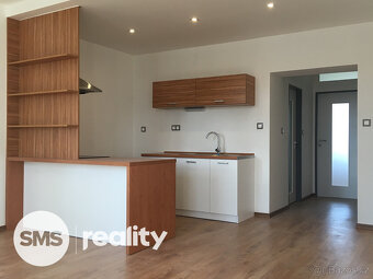 Pronájem bytu 2+kk, 47 m², Opava – blízko centra, se zahrado - 4